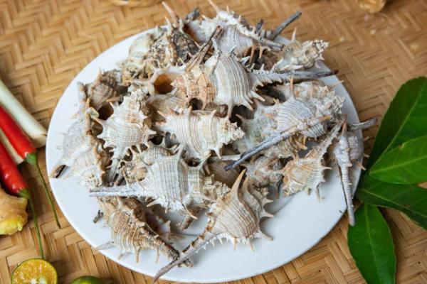 Ốc gai nướng mộc